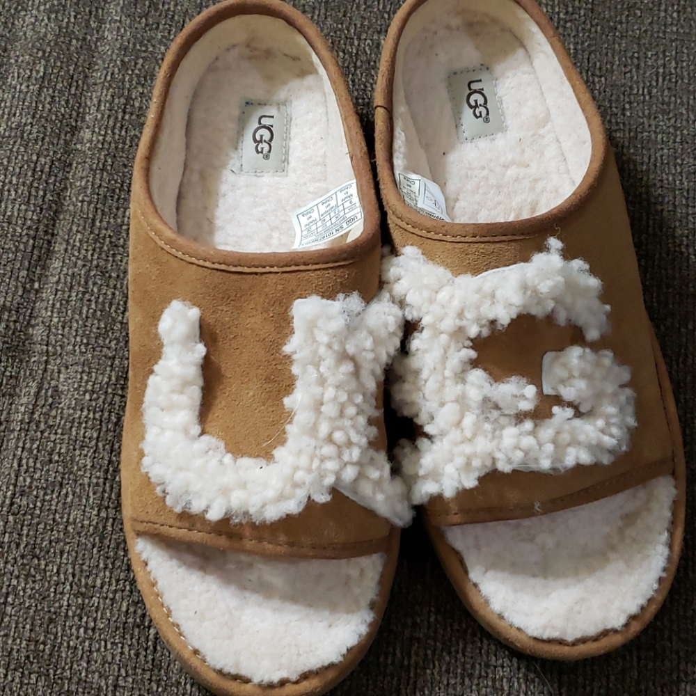 UGG slip on sandals